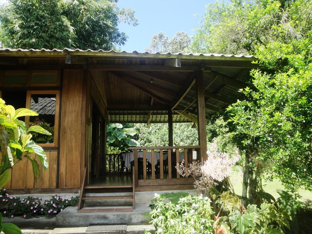Gardenia Country Inn Tomohon الغرفة الصورة